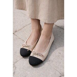 Steve Madden Blossom-C Ballet Flats Beige Black Cap Toe Bow Women’s Size 8.5M